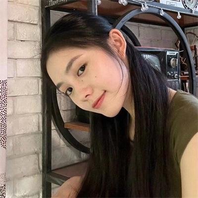 黑夜里的眼睛